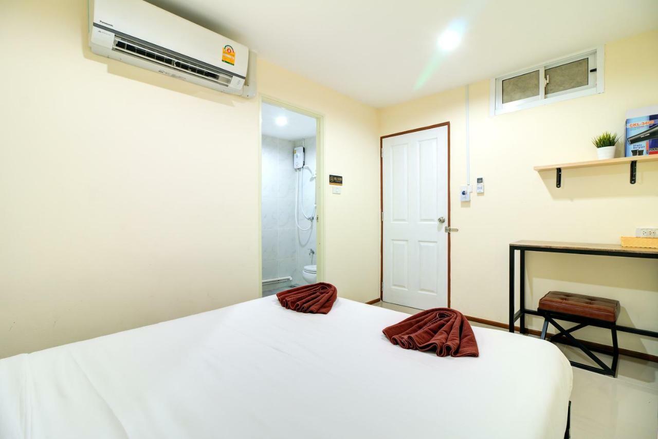 Red Pin Inn 好运旅馆 Bangkok Exterior foto